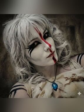 Posh Ambassador Emily